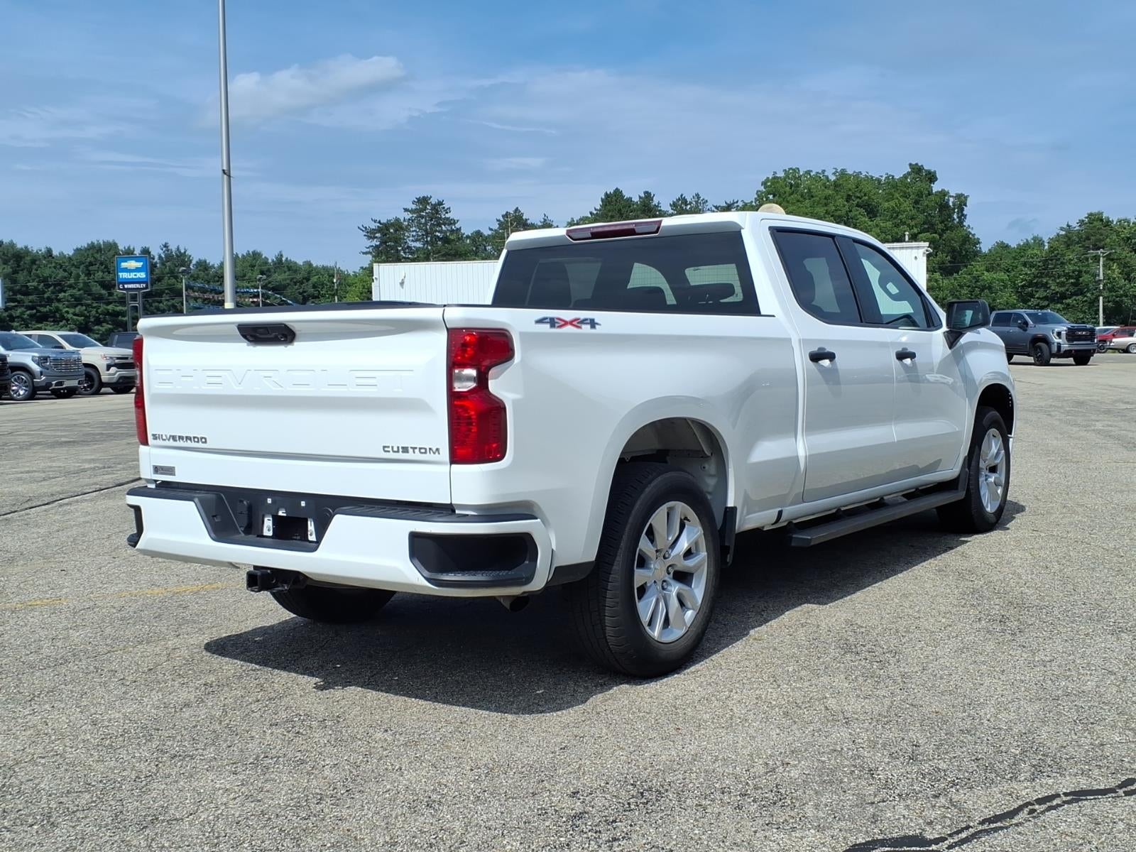 2024 Chevrolet Silverado 1500 Custom