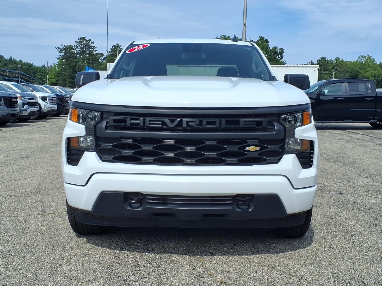 2024 Chevrolet Silverado 1500 Custom