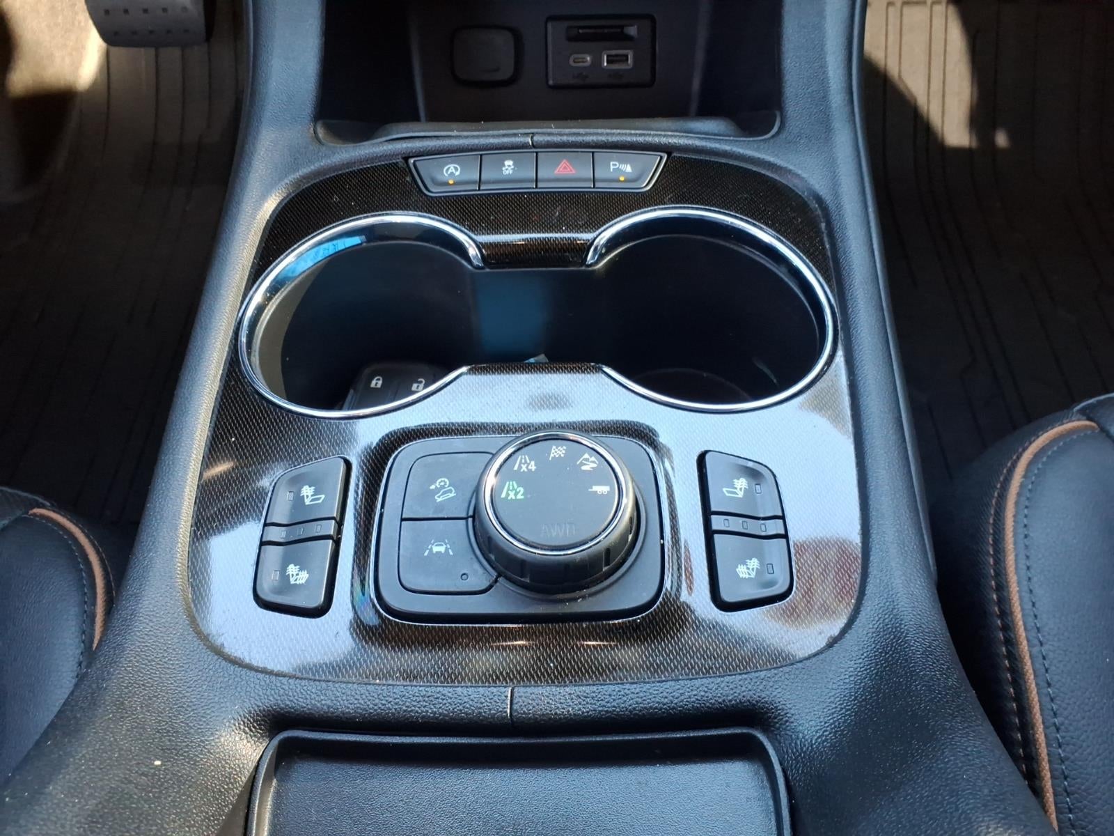 2020 GMC Acadia AT4