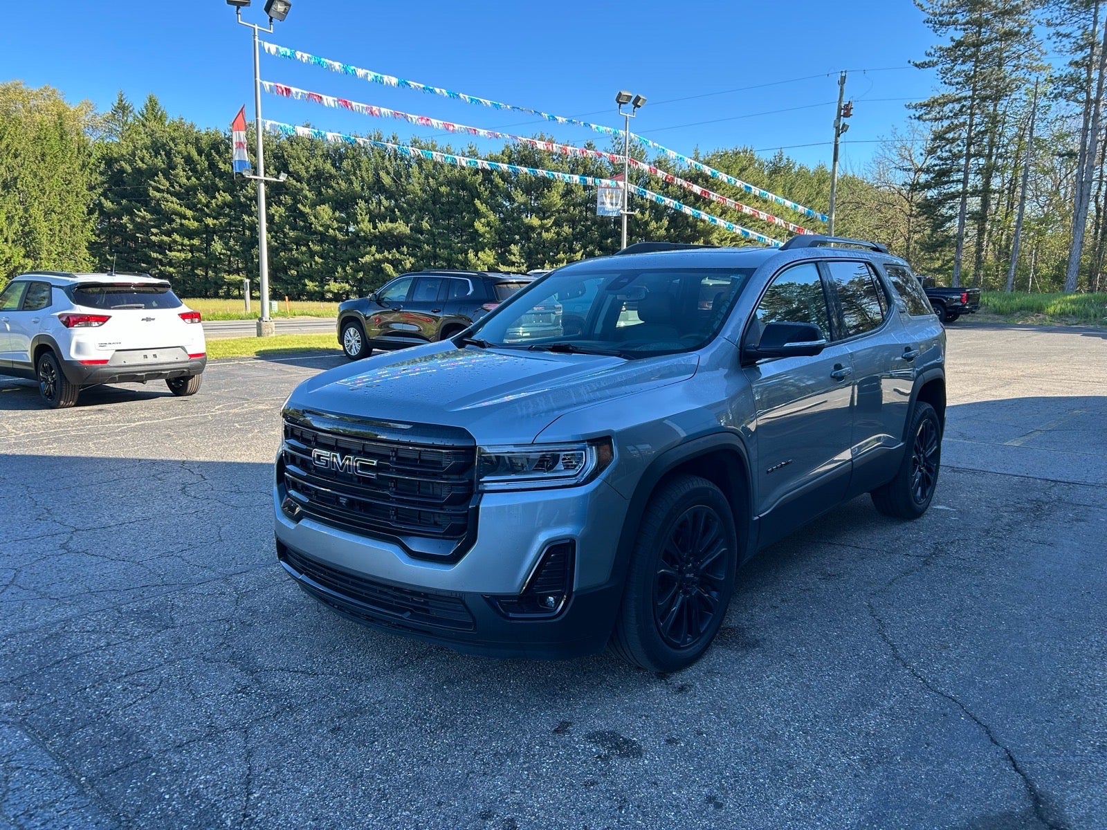 2023 GMC Acadia SLT AWD's photo
