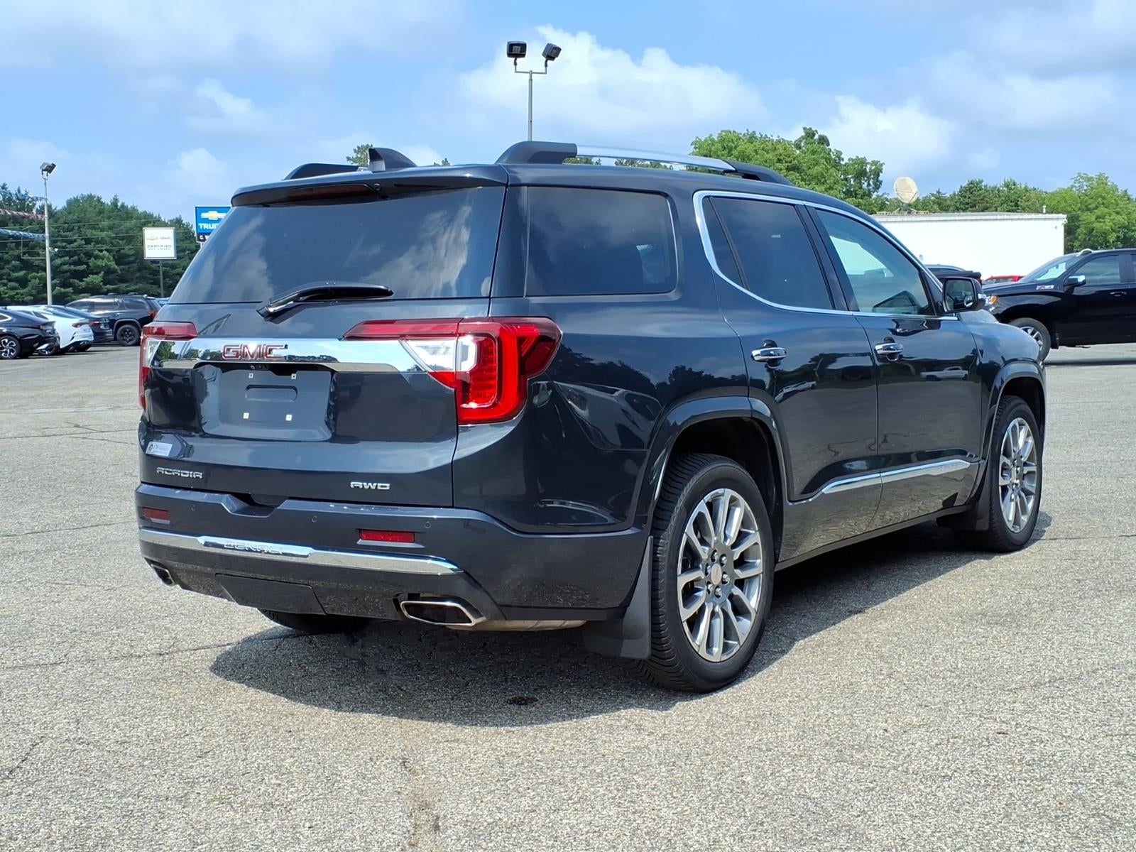 2021 GMC Acadia Denali