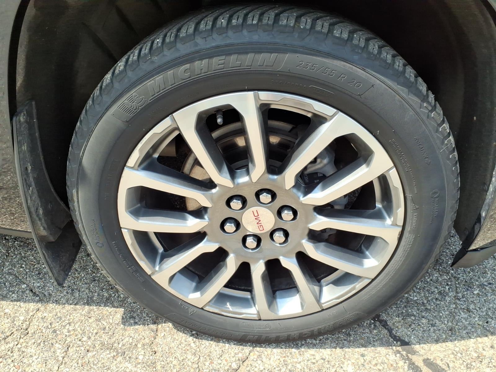 2021 GMC Acadia Denali
