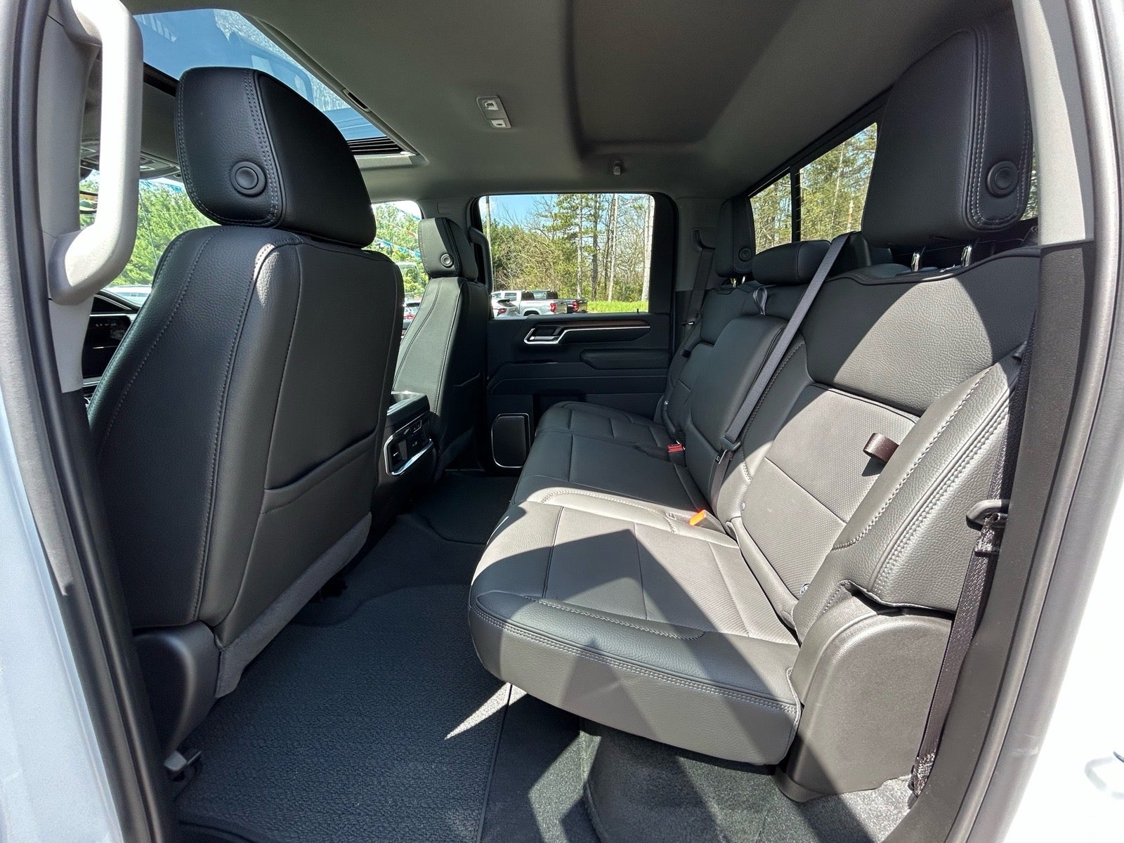 2026 GMC Sierra 3500 HD Denali DRW
