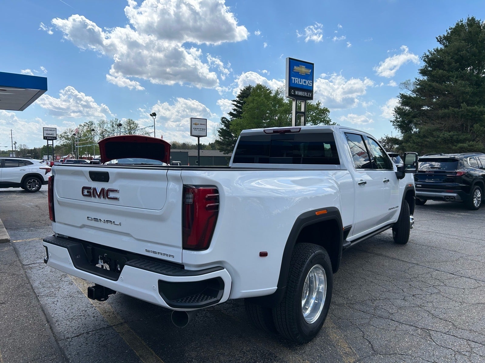 2026 GMC Sierra 3500 HD Denali DRW