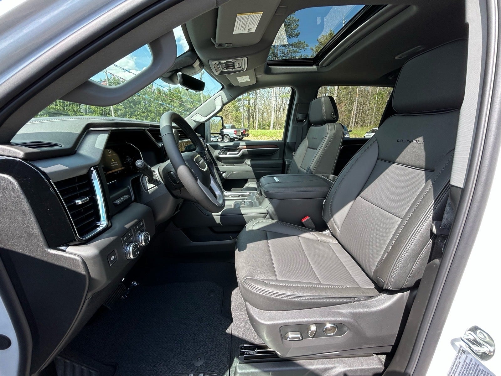 2026 GMC Sierra 3500 HD Denali DRW