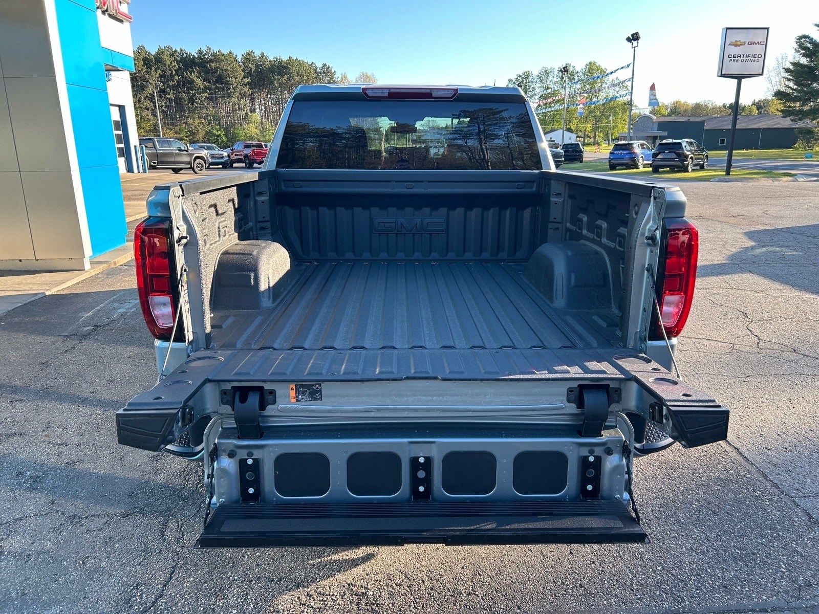 2026 GMC Sierra 1500 Elevation - Photo 8