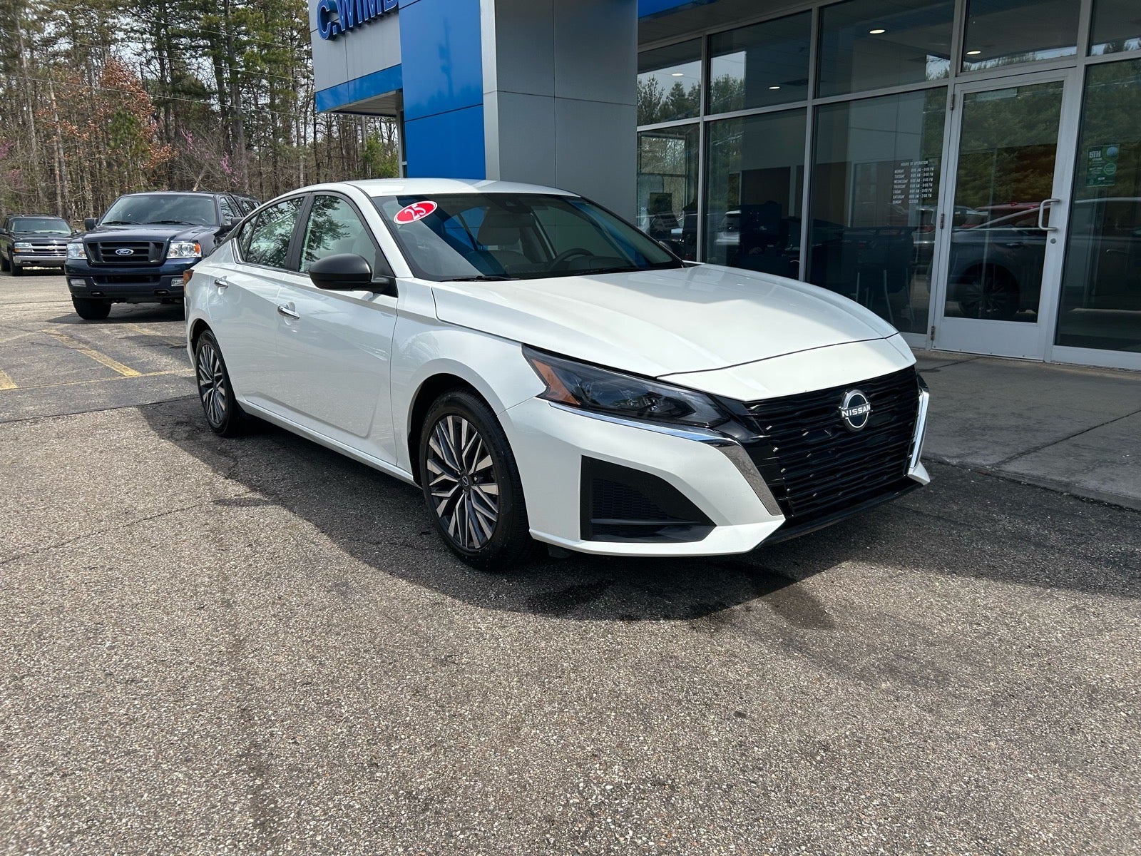 2025 Nissan Altima SV