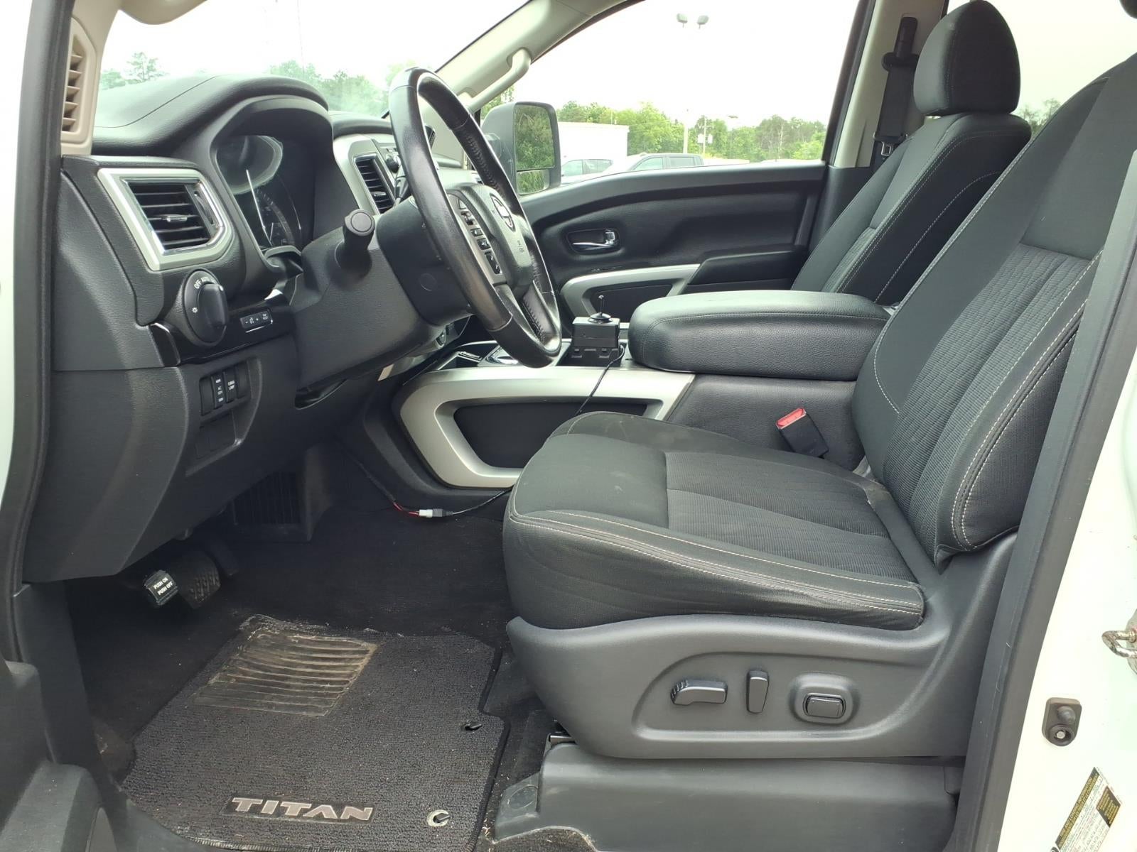 2019 Nissan Titan XD SV