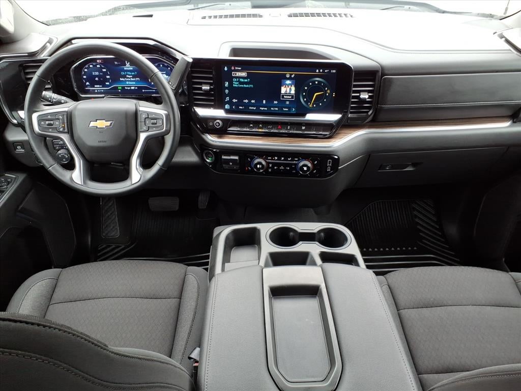 2025 Chevrolet Silverado 1500 LT (2FL)