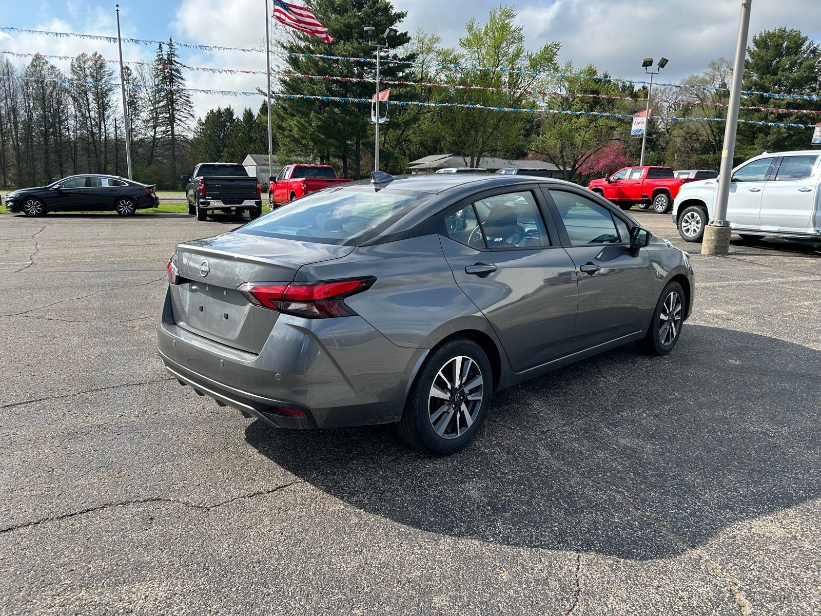 2025 Nissan Versa SV