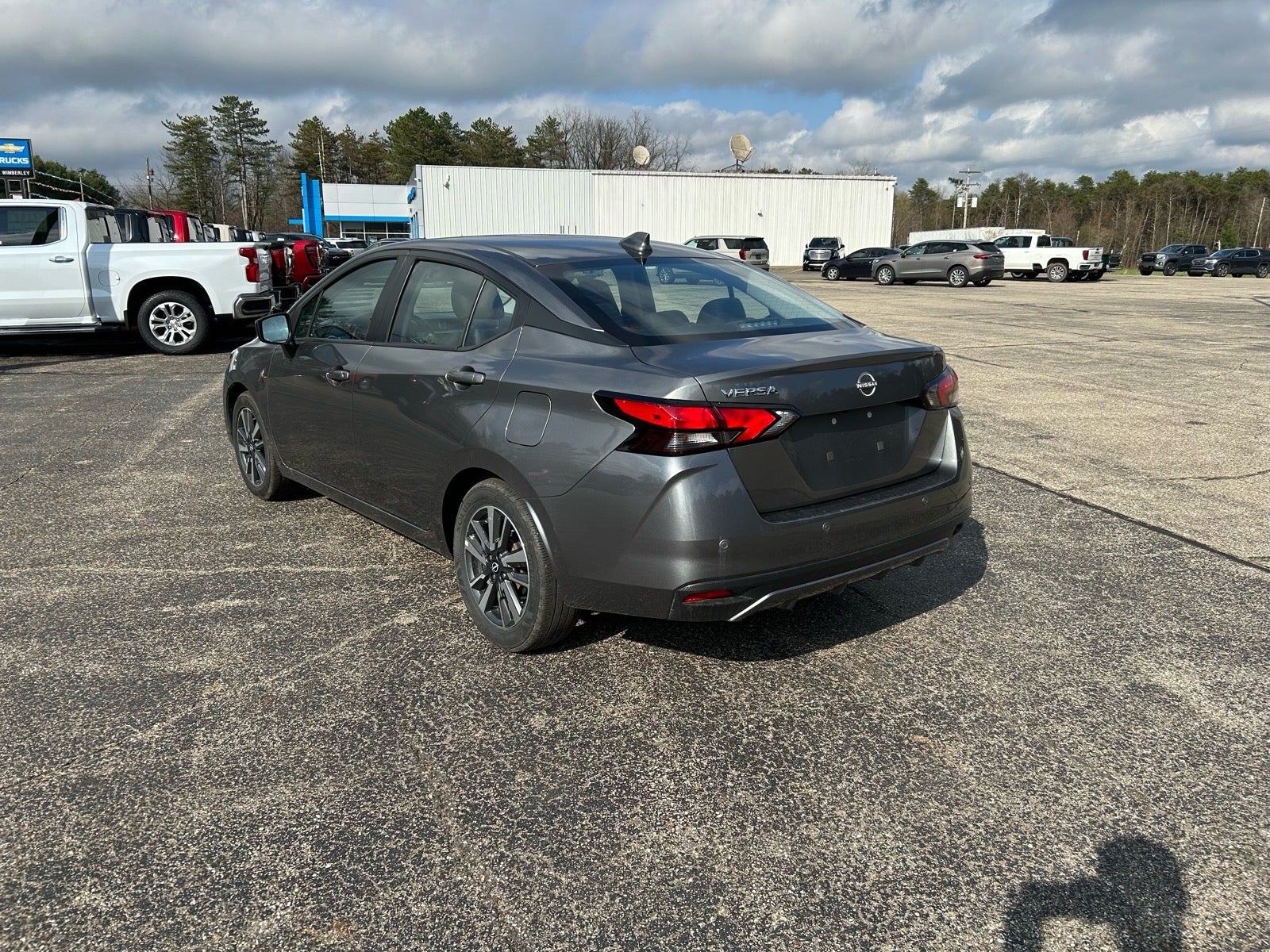 2025 Nissan Versa SV