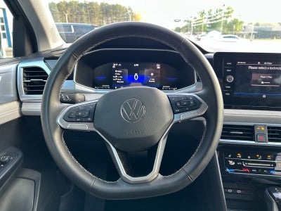 2025 Volkswagen Taos SE