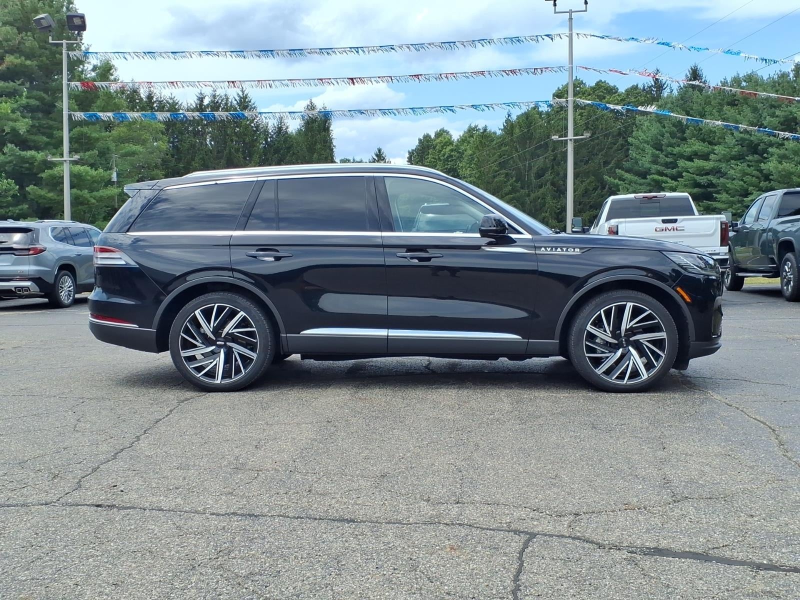 2025 Lincoln Aviator Reserve