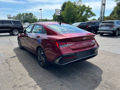2024 Hyundai Elantra Limited