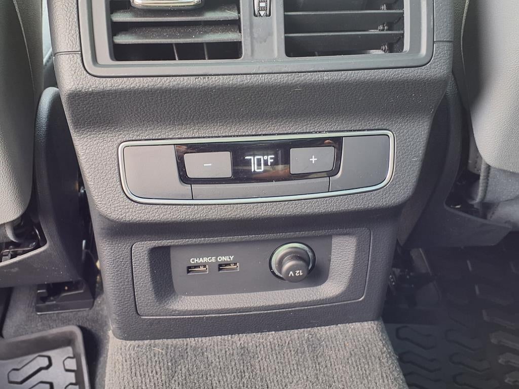 2022 Audi SQ5 Premium Plus